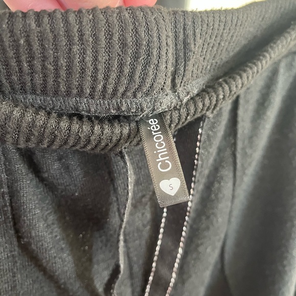 3 pair 1 Black and 1 Gray and 1 Grey Thermal Leggings - Picture 3 of 7